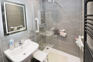ORCHARD CRESCENT- click for photo gallery